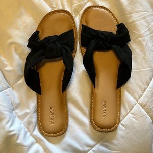 Old Navy black slip ons, size 10